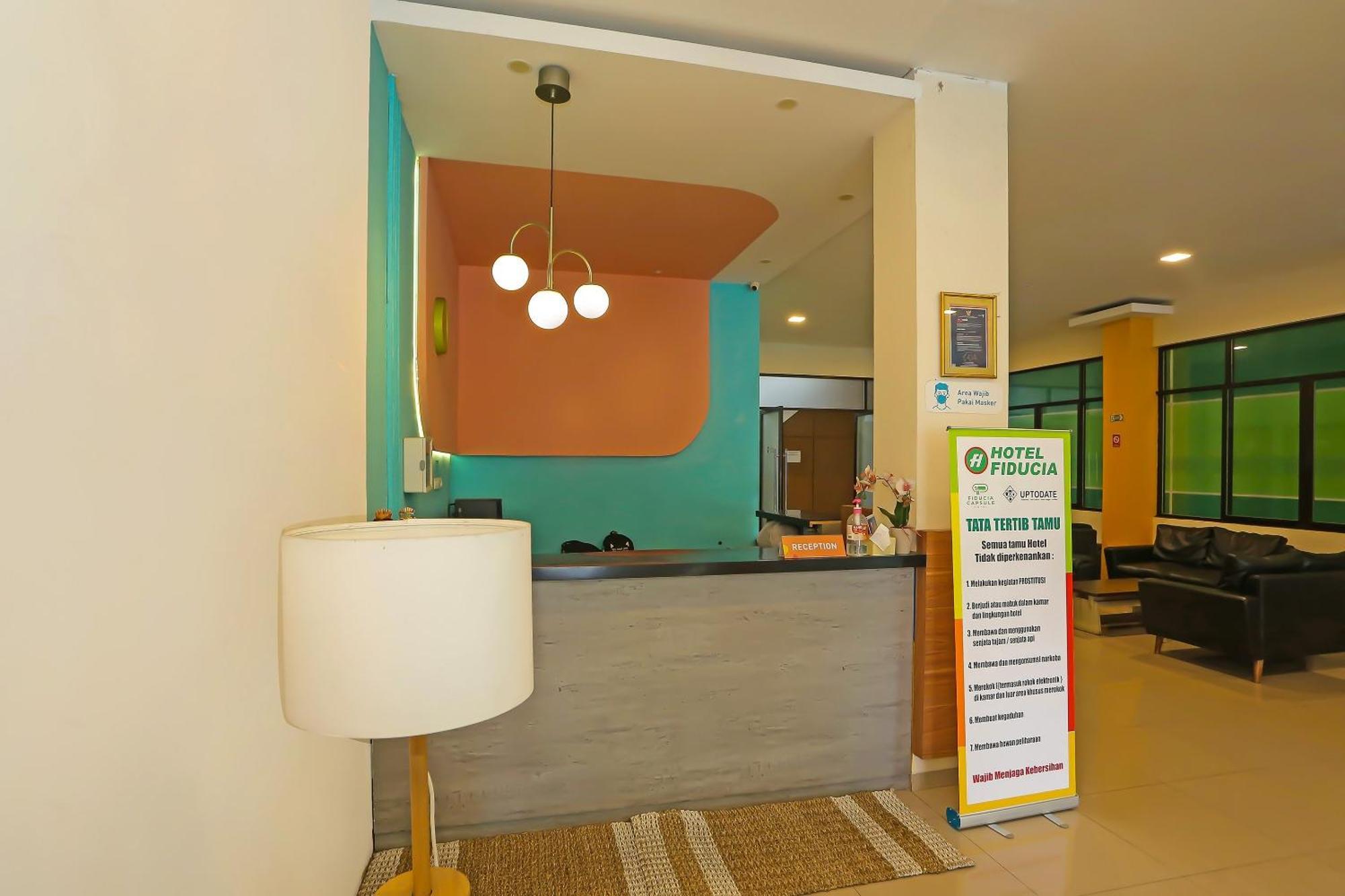 Super Oyo Collection O 92130 Hotel Fiducia Kaji Jakarta Exterior foto