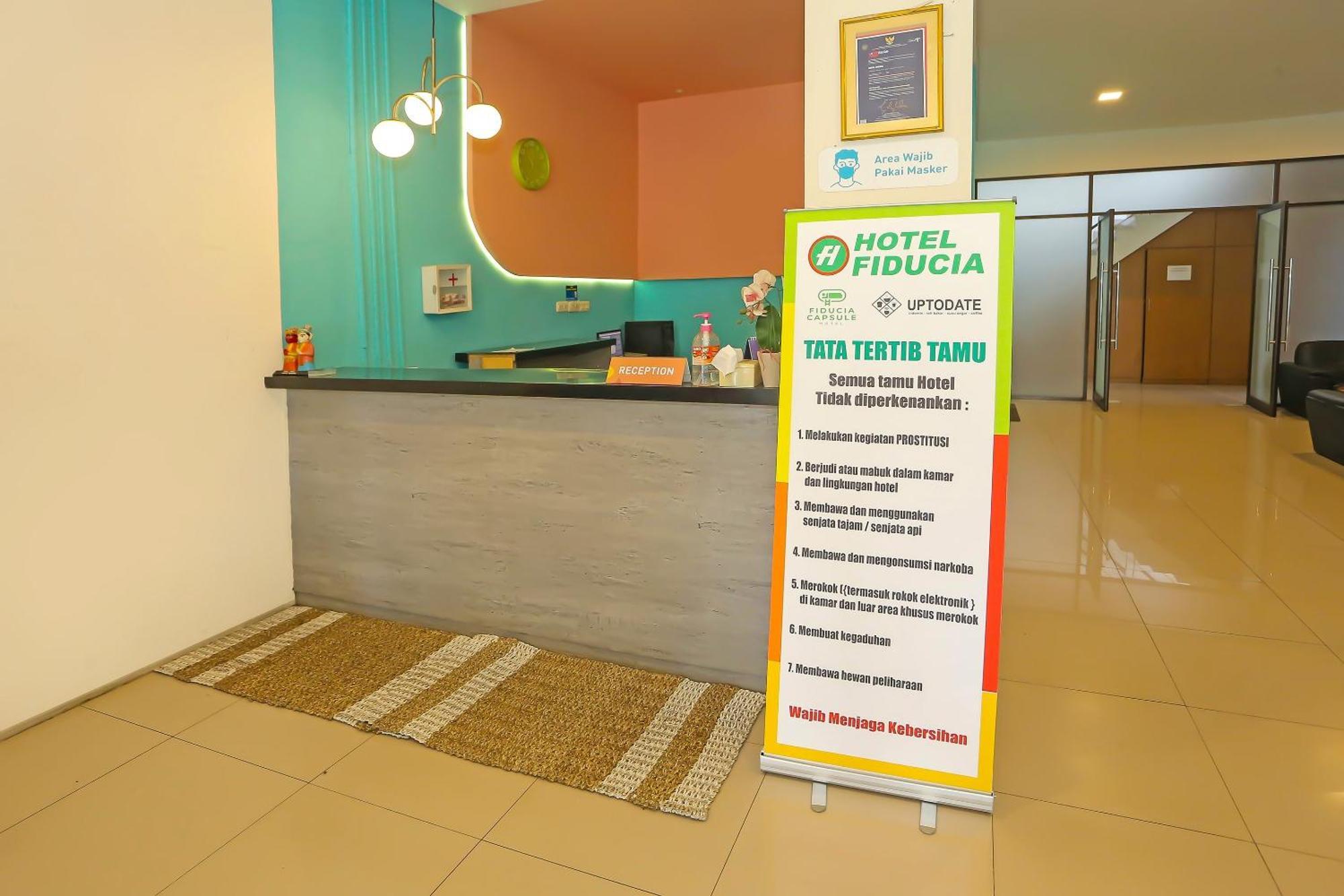 Super Oyo Collection O 92130 Hotel Fiducia Kaji Jakarta Exterior foto
